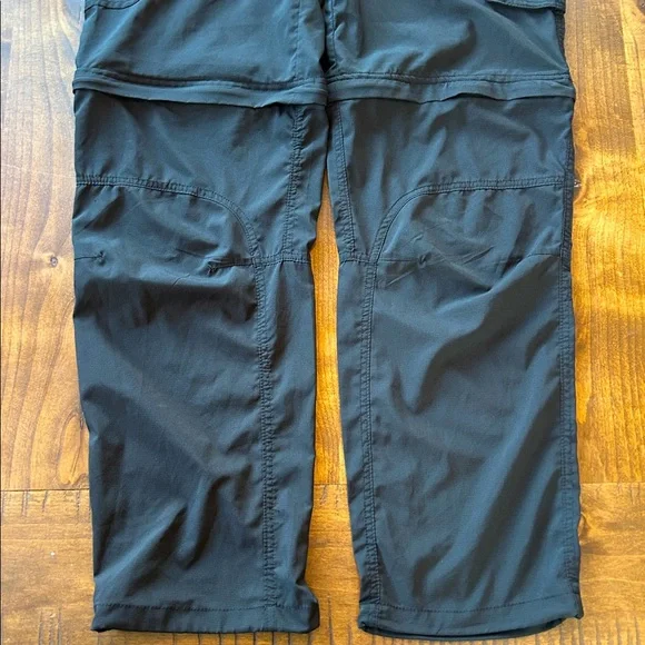 The North Face Zip-Off Pants - Picture 5 of 10